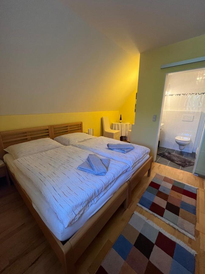 Privatzimmer Familie Pair/Schmoll Spital am Semmering Room photo